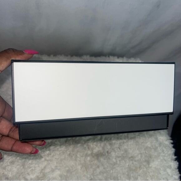 Chanel Gift Box - Picture 10 of 14